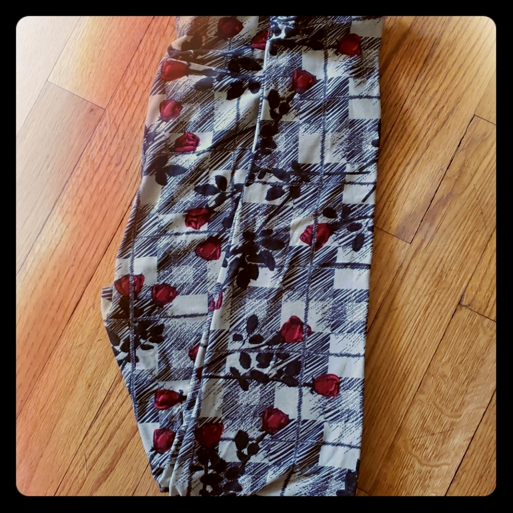 LuLaRoe Leggings One size